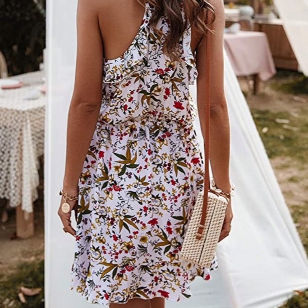 - l Delilah Wear l Boho Floral Dress - Picture 3 of 3